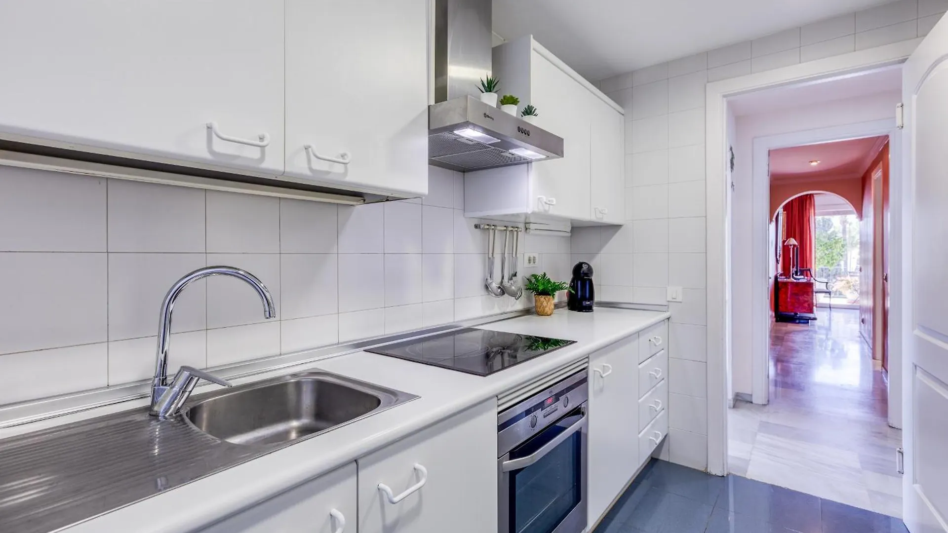 Διαμέρισμα Hanami Alcazaba Beach Duplex Sea View Εστεπόνα