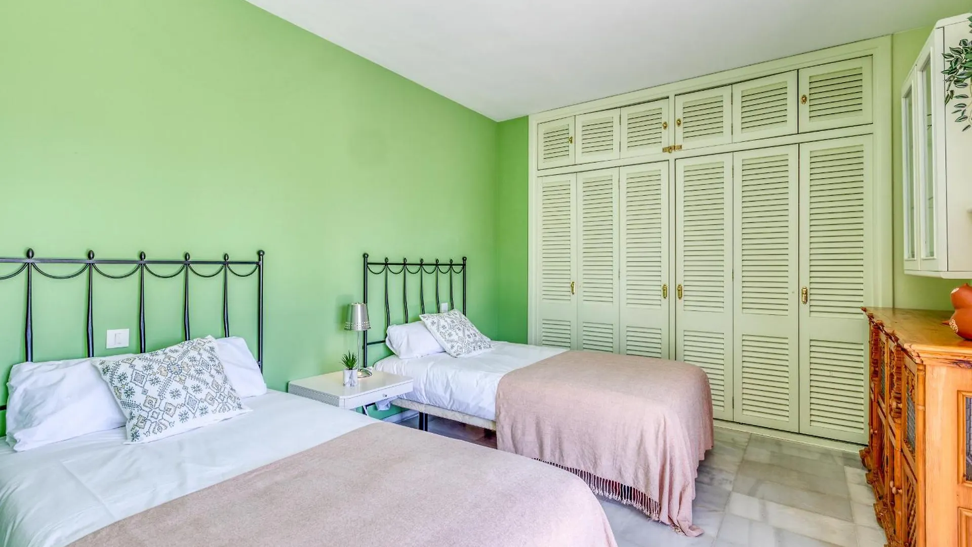 Hanami Alcazaba Beach Duplex Sea View Εστεπόνα 0*,  Ισπανία